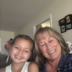 Meet your Posher, Cindy